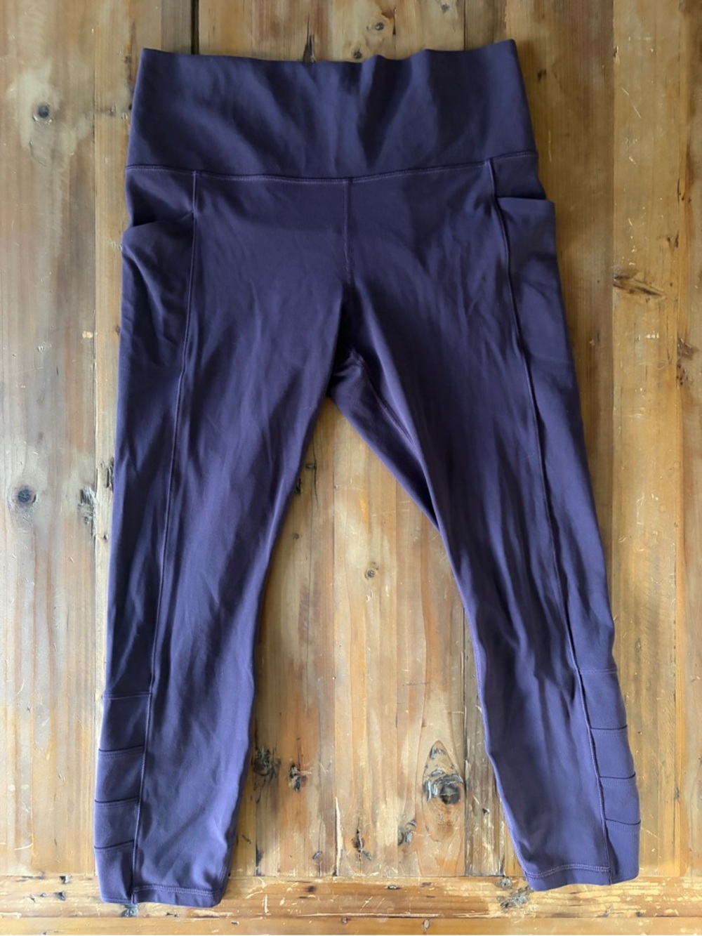 Athleta Salutation Stash High-Rise 7/8 Leggings *Special Edition*